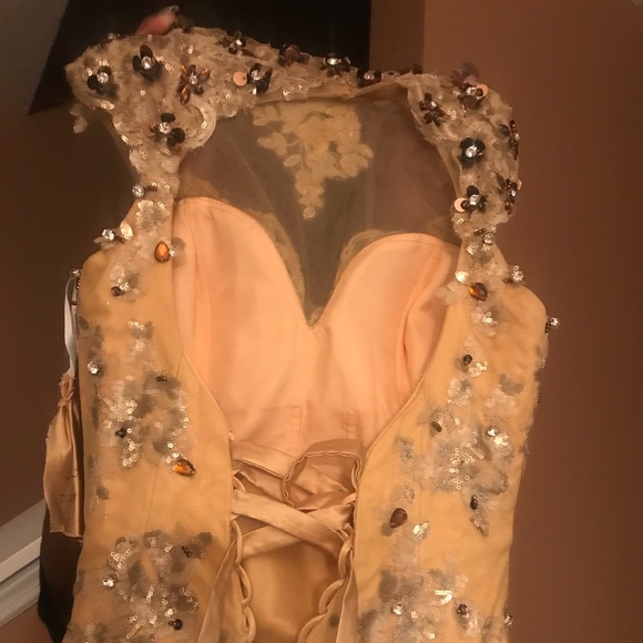 ROMWE Gold/Yellow High Neck Prom Dress - Picture 7 of 7